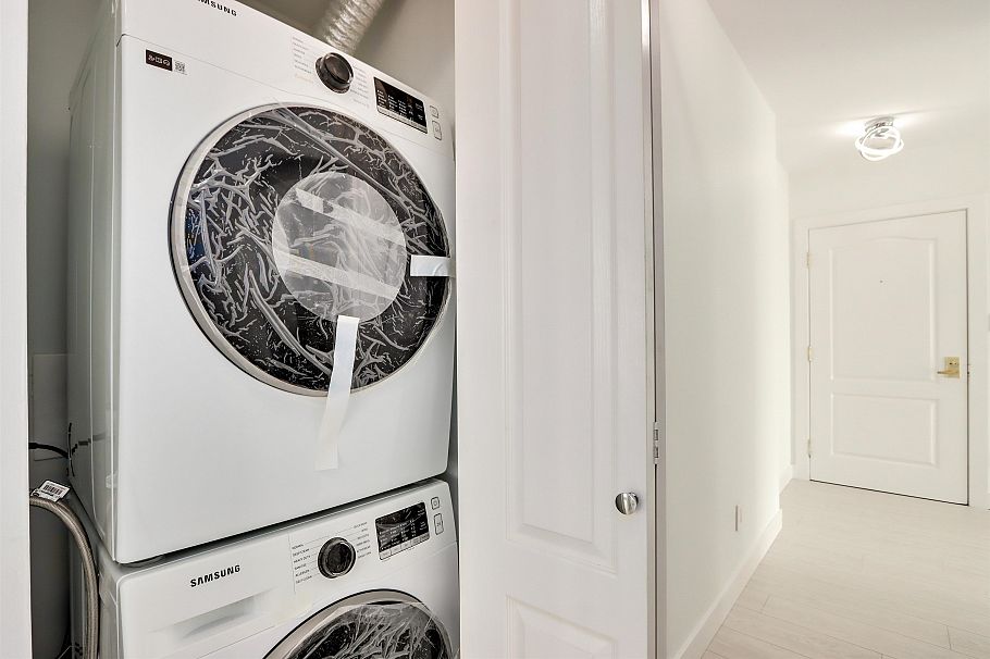 1203 140 E 14th Street North Vancouver, BC - 12