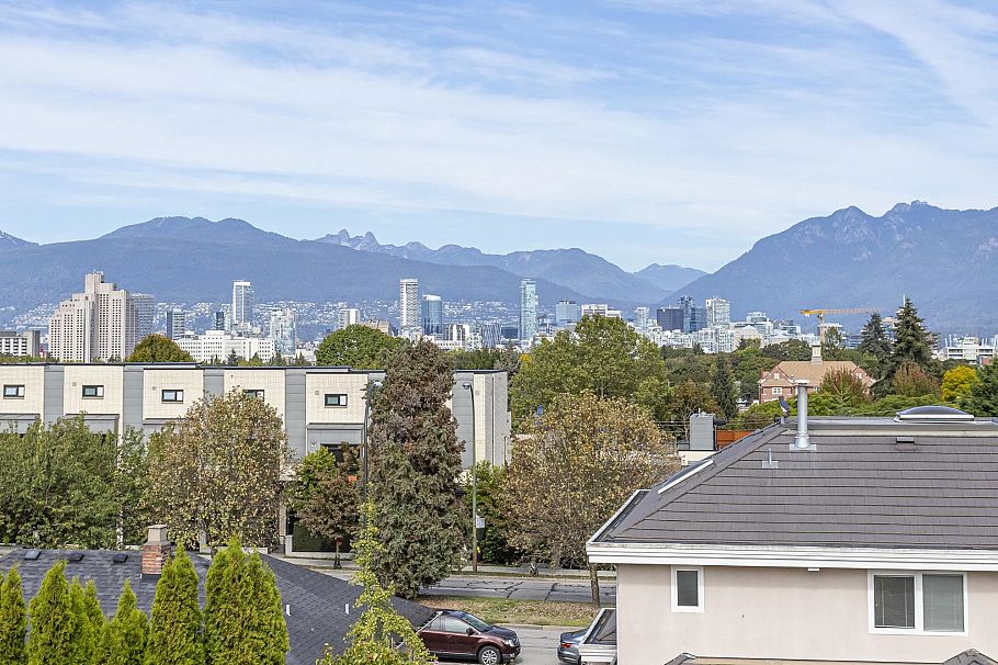 563 W 26th Avenue Vancouver, BC - 27