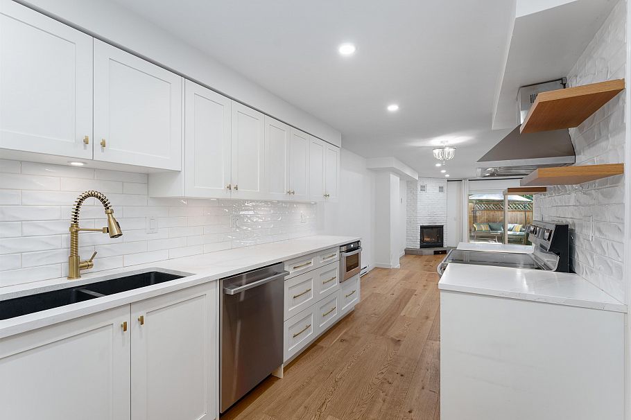 8144 Riel Place Vancouver, BC - 5