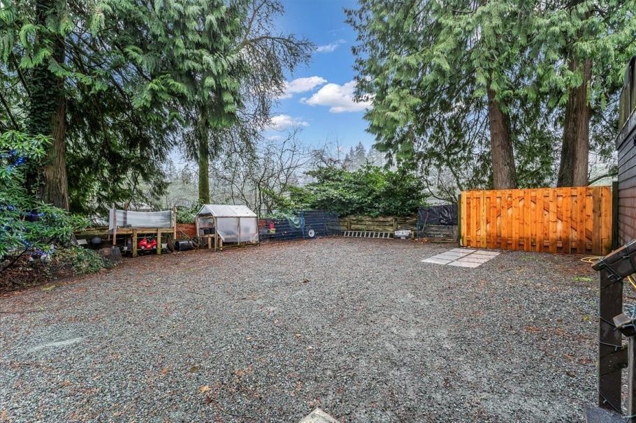 1707 Dempsey Road North Vancouver, BC - 21