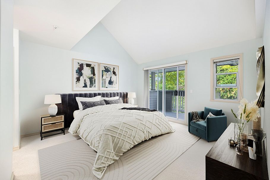 TH D 1133 E 29th Street North Vancouver, BC - 2