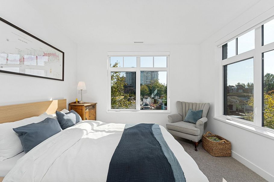 19 1960 Glenaire Drive North Vancouver, BC - 25