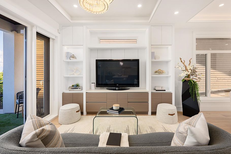 3711 W 24th Avenue Vancouver, BC - 12