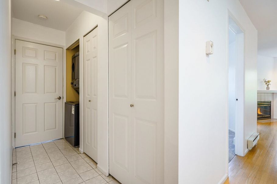 410 2388 Triumph Street Vancouver, BC - 25