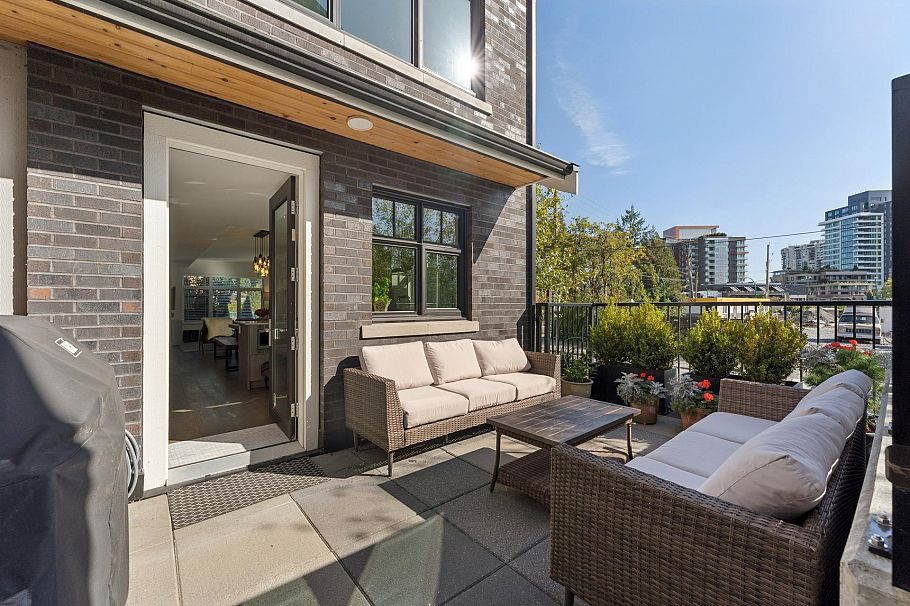 19 1960 Glenaire Drive North Vancouver, BC - 16