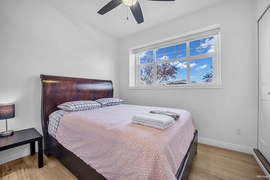 3440 E 25th Avenue Vancouver, BC - 11