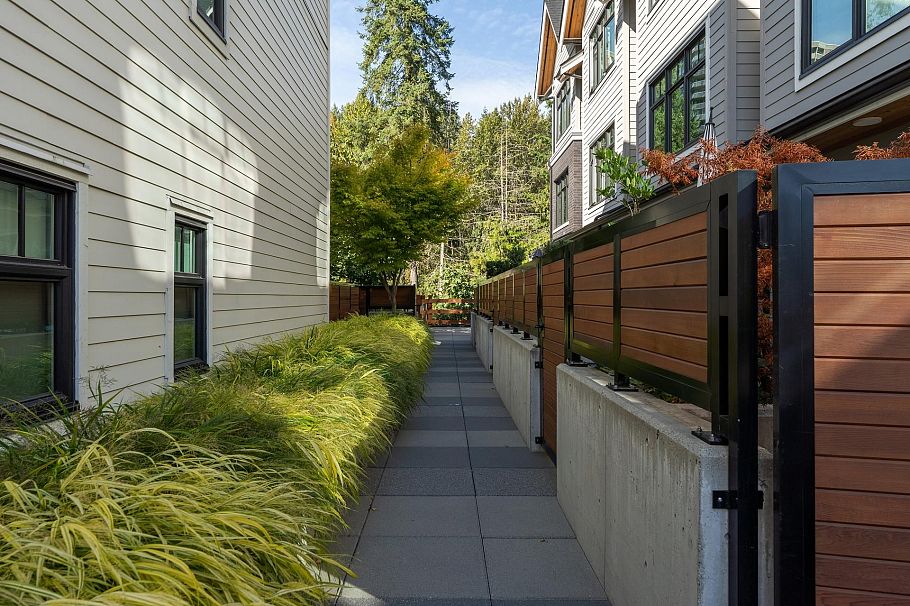 19 1960 Glenaire Drive North Vancouver, BC - 33