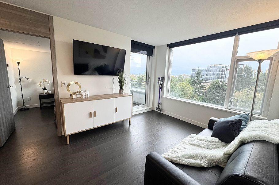 801 8800 Hazelbridge Way Richmond, BC - 21
