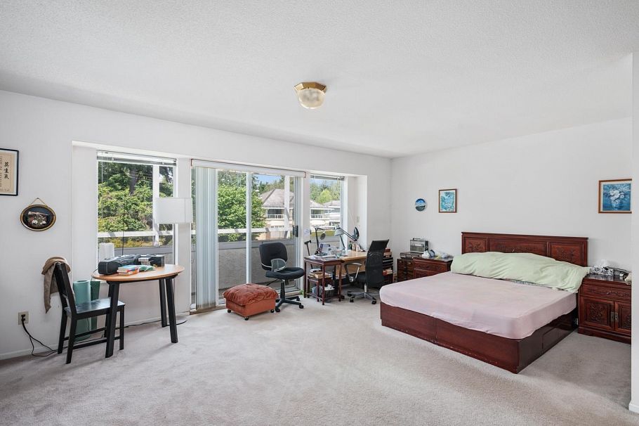 3662 W 49th Avenue Vancouver, BC - 11