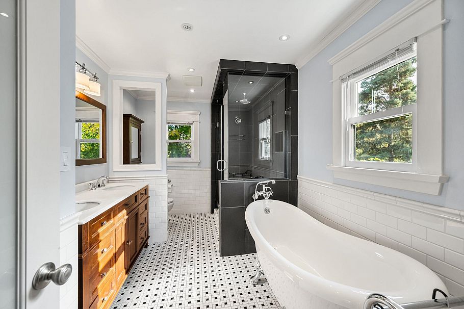 6050 Athlone Street Vancouver, BC - 18