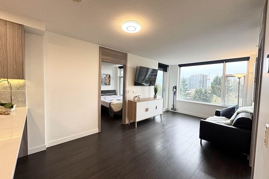 801 8800 Hazelbridge Way Richmond, BC - 14