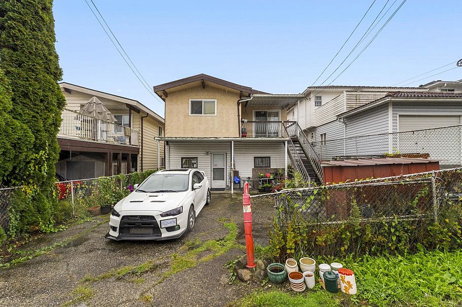 3361 William Street Vancouver, BC - 39