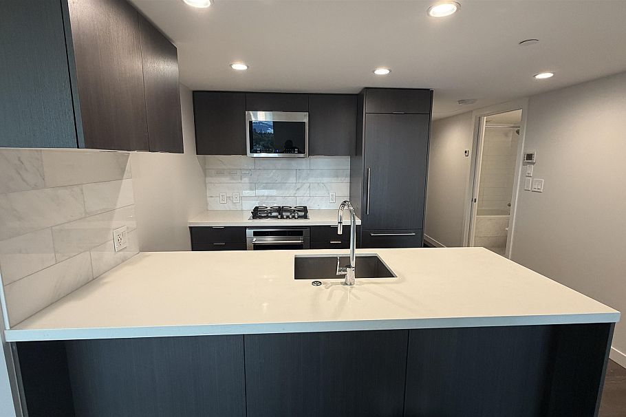 1905 8189 Cambie Street Vancouver, BC - 15