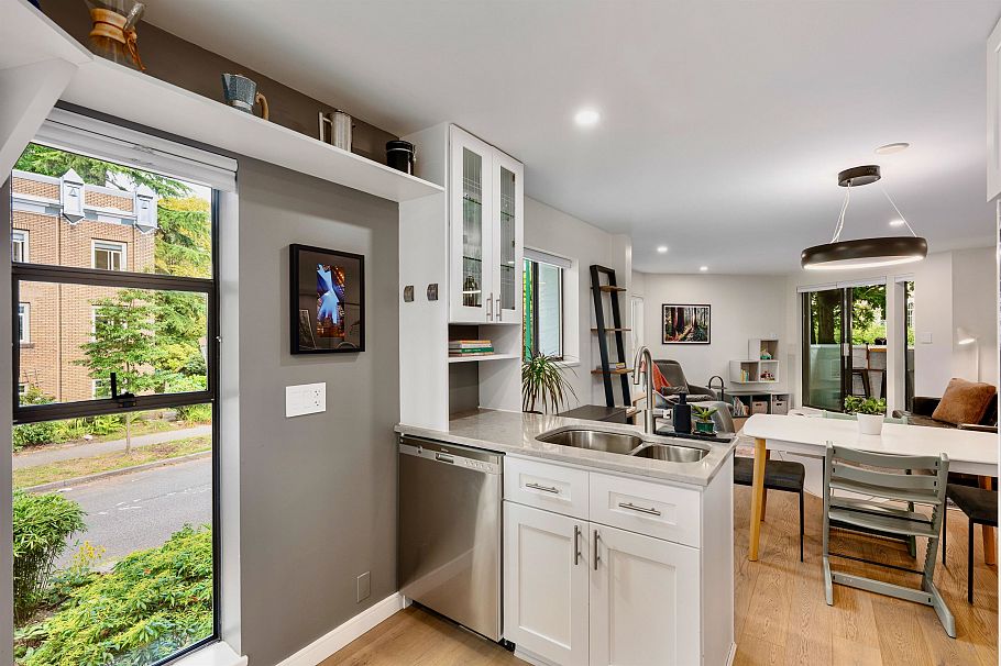 101 936 Bute Street Vancouver, BC - 11