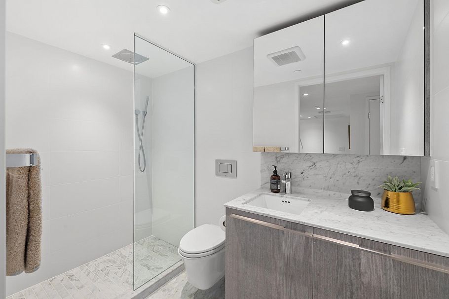 2208 1111 Richards Street Vancouver, BC - 20