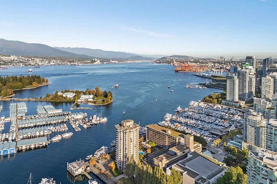 2103 620 Cardero Street West Vancouver, BC - 38