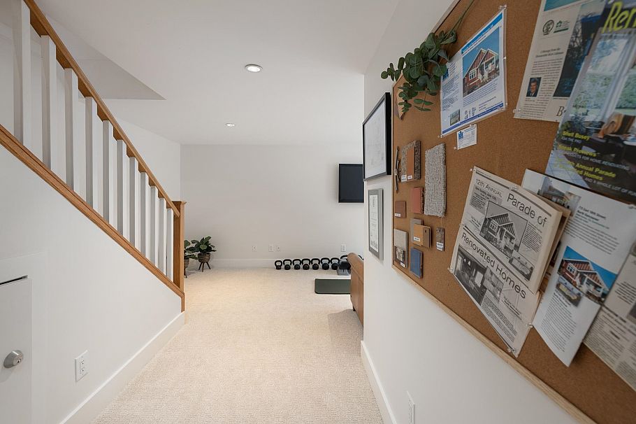 518 E 7th Street North Vancouver, BC - 29