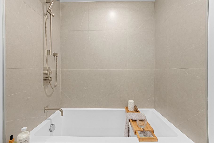 4813 Laurel Street Vancouver, BC - 18