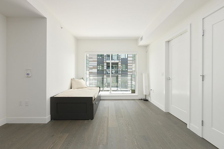 205 488 W 58th Avenue Vancouver, BC - 2