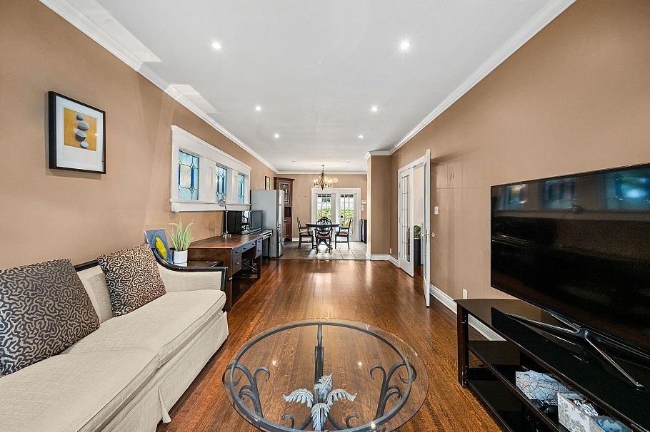 6050 Athlone Street Vancouver, BC - 8