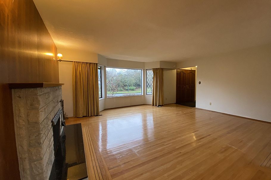 6145 SHERBROOKE STREET, Vancouver BC V5W 3N4 Vancouver, BC - 4