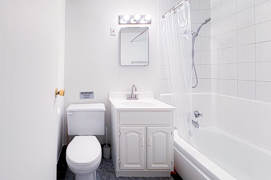 201 1925 NELSON STREET, Vancouver BC V6G 1N3 Vancouver, BC - 13