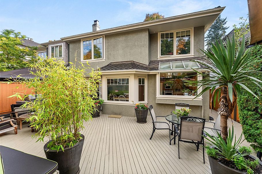 3171 W 42nd Avenue Vancouver, BC - 2