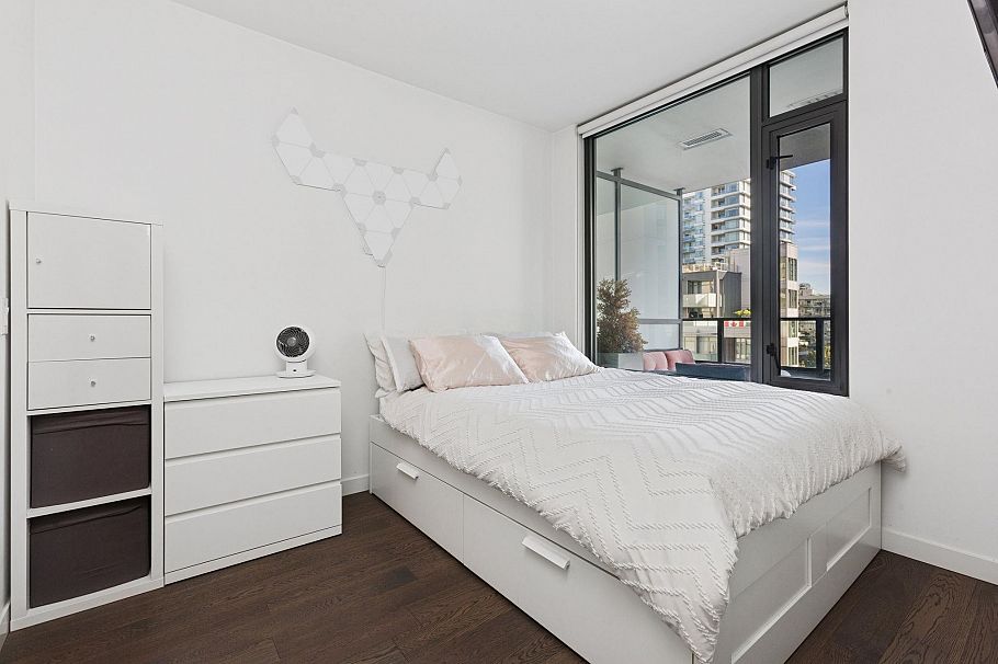 609 1688 Pullman Porter Street Vancouver, BC - 14