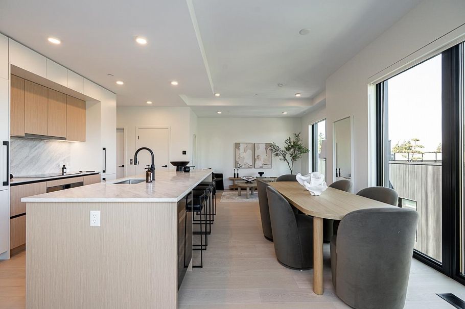 202 539 W 28th Avenue Vancouver, BC - 4