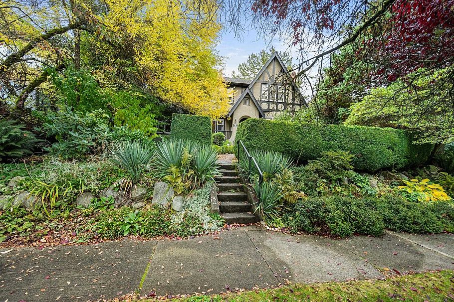 6050 Athlone Street Vancouver, BC - 30