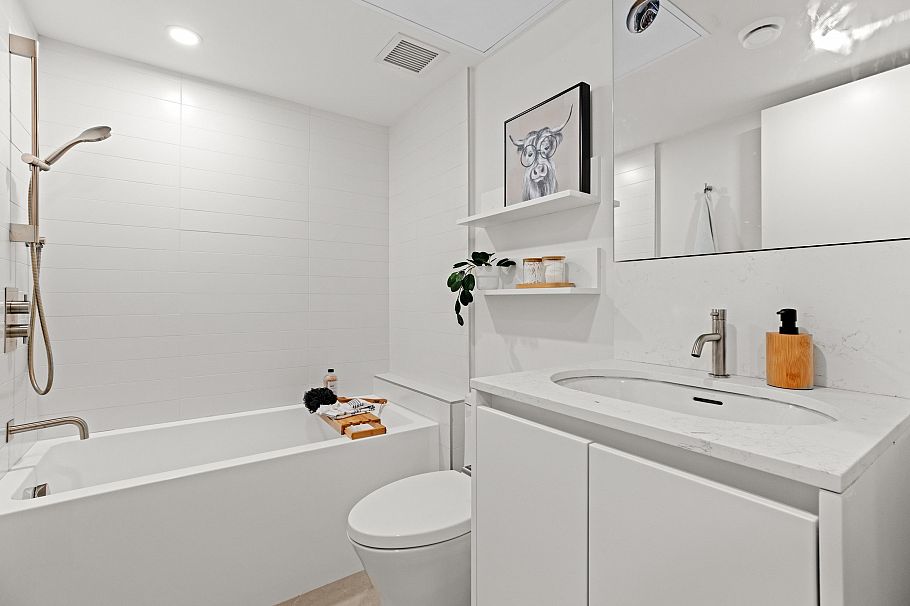 4813 Laurel Street Vancouver, BC - 21