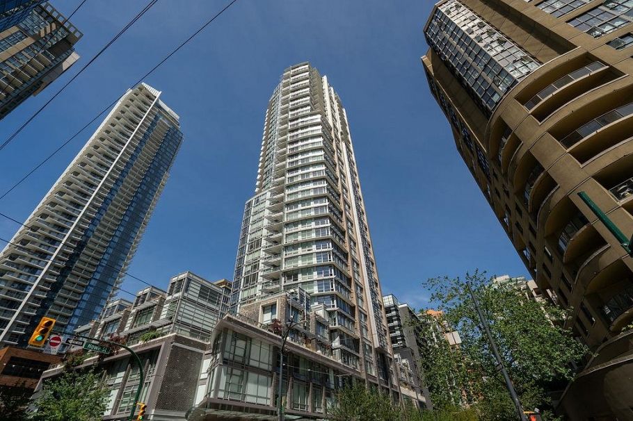 3201 1283 Howe Street Vancouver, BC - 31