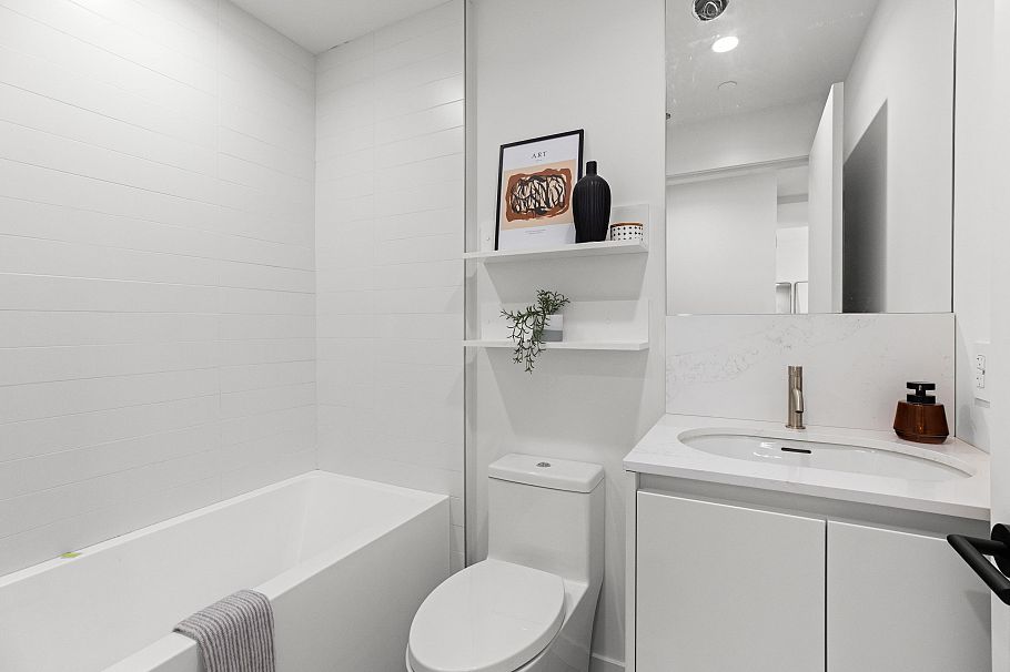 4815 Laurel Street Vancouver, BC - 9
