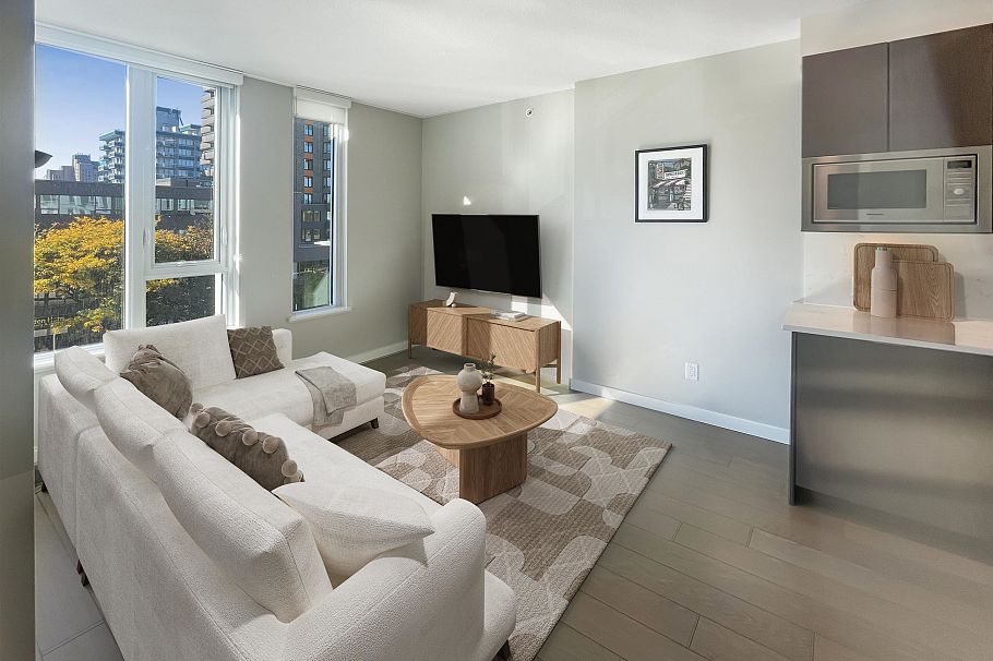 309 2888 Cambie Street Vancouver, BC - 1