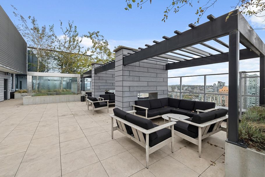 2208 1111 Richards Street Vancouver, BC - 36