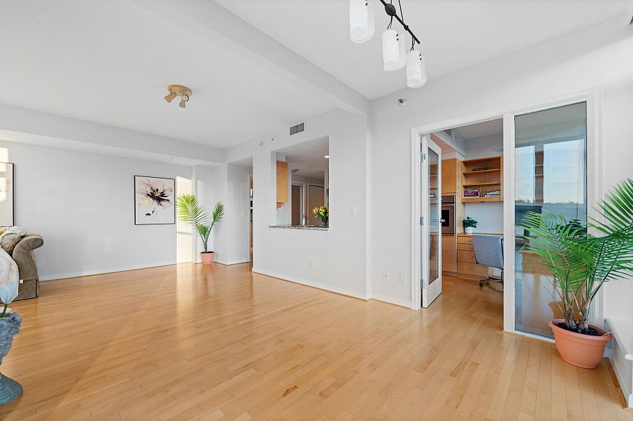 504 1790 Bayshore Drive Vancouver, BC - 16