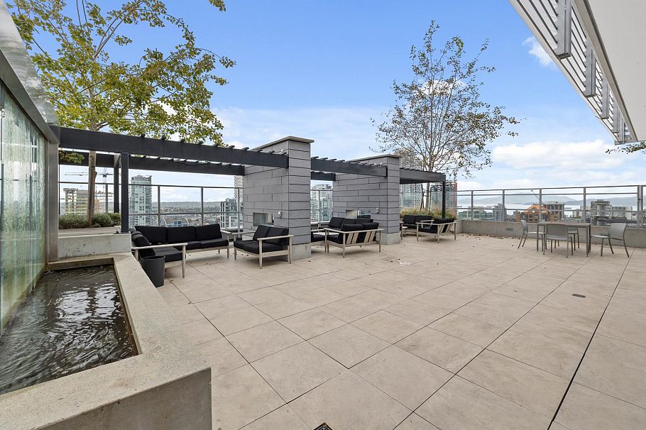 2208 1111 Richards Street Vancouver, BC - 35