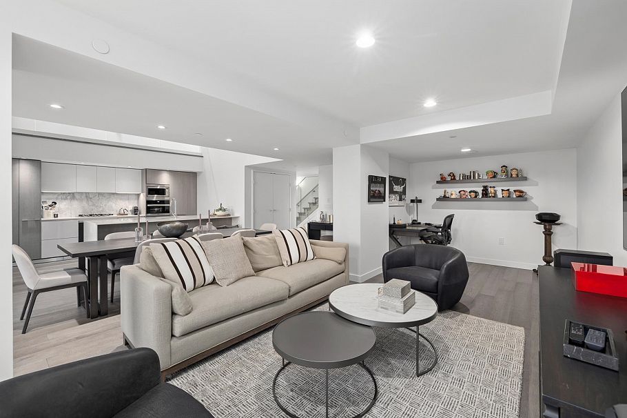 2208 1111 Richards Street Vancouver, BC - 7