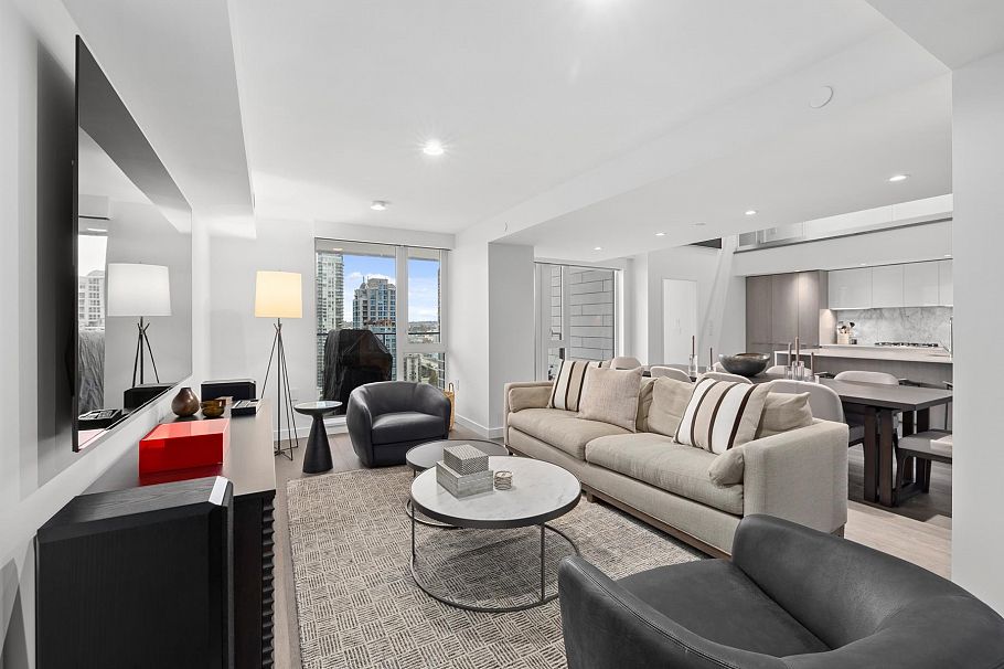 2208 1111 Richards Street Vancouver, BC - 8