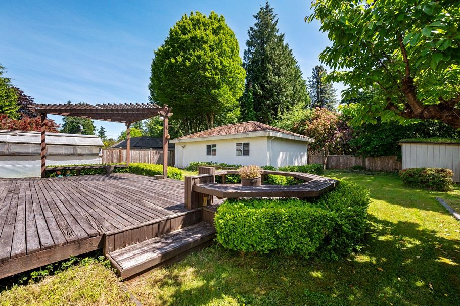 3662 W 49th Avenue Vancouver, BC - 20