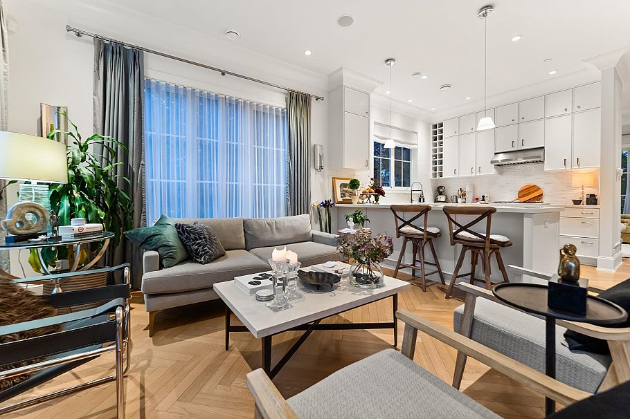 98 W 18th Avenue Vancouver, BC - 13