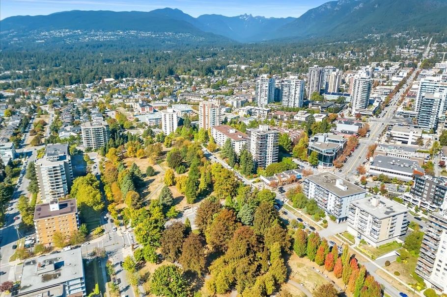 PH4 1288 Chesterfield Avenue North Vancouver, BC - 23