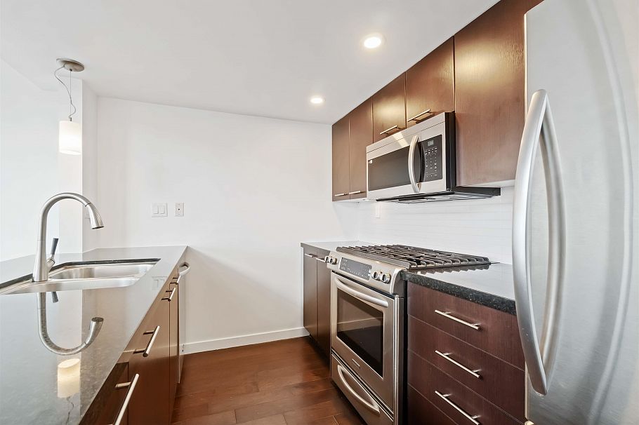 PH4 1288 Chesterfield Avenue North Vancouver, BC - 5