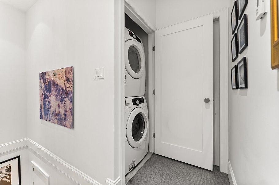 98 W 18th Avenue Vancouver, BC - 29