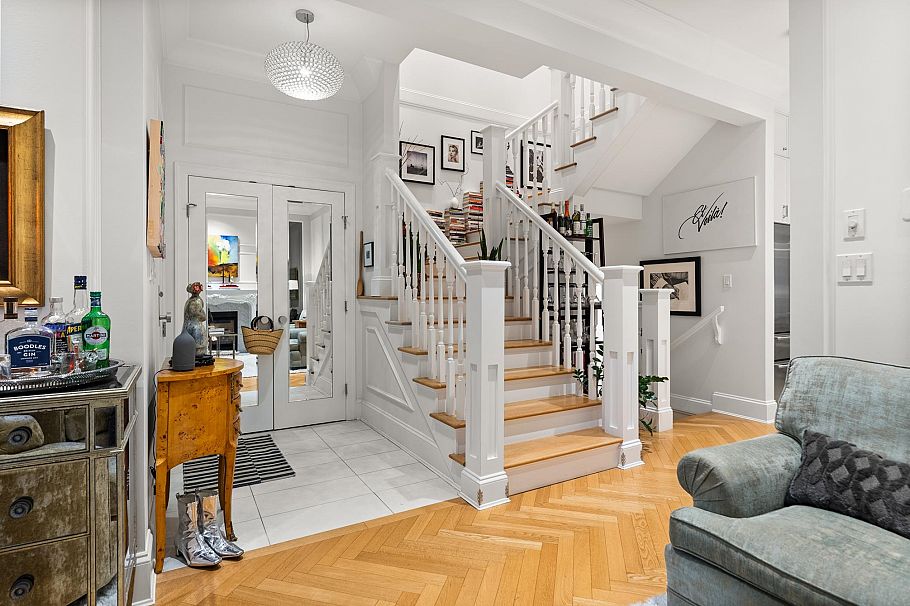 98 W 18th Avenue Vancouver, BC - 19