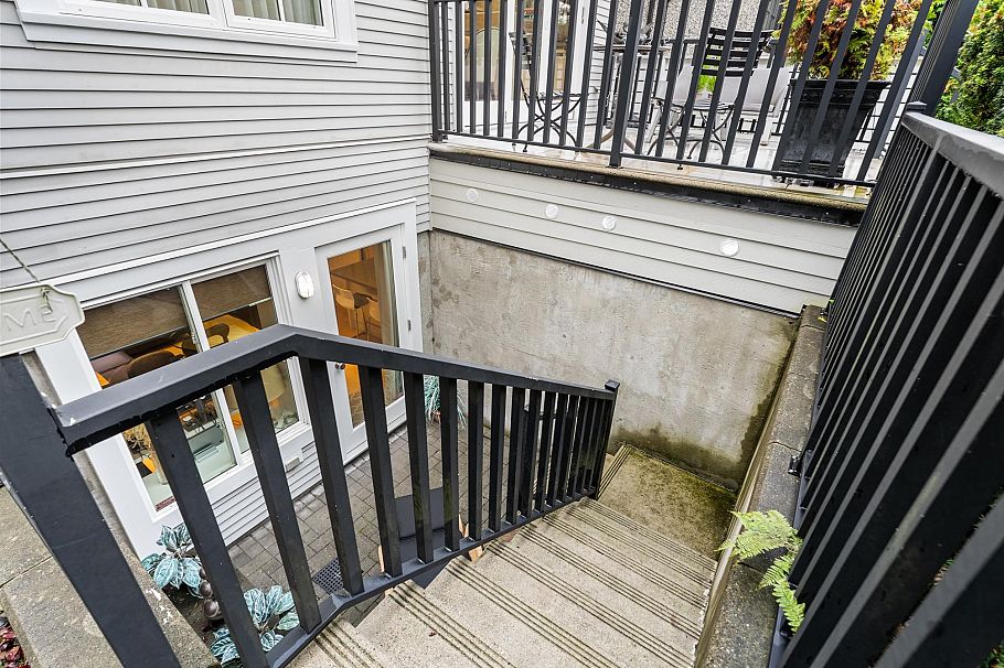 98 W 18th Avenue Vancouver, BC - 30