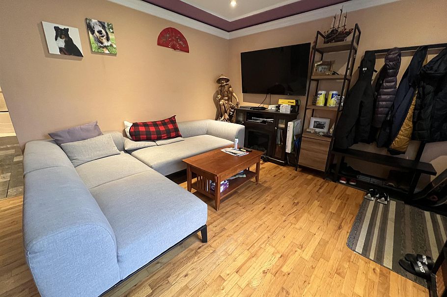 3438 Napier Street Vancouver, BC - 4