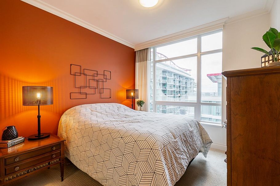 905 172 Victory Ship Way North Vancouver, BC - 14