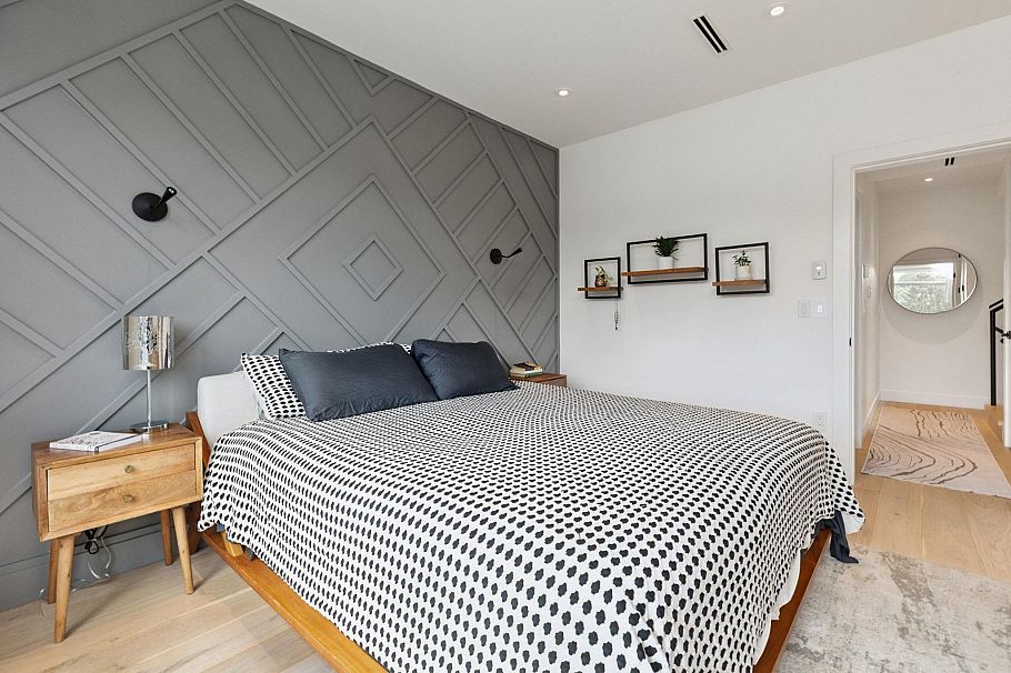 1 1621 E 11th Avenue Vancouver, BC - 22