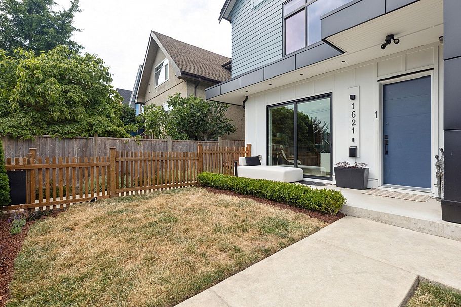 1 1621 E 11th Avenue Vancouver, BC - 8